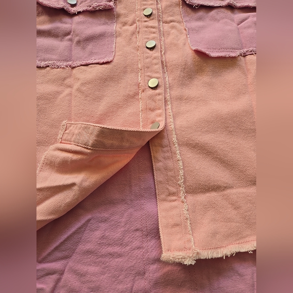 Small Oversized Patch Work Color Block Shacket - Picture 4 of 9